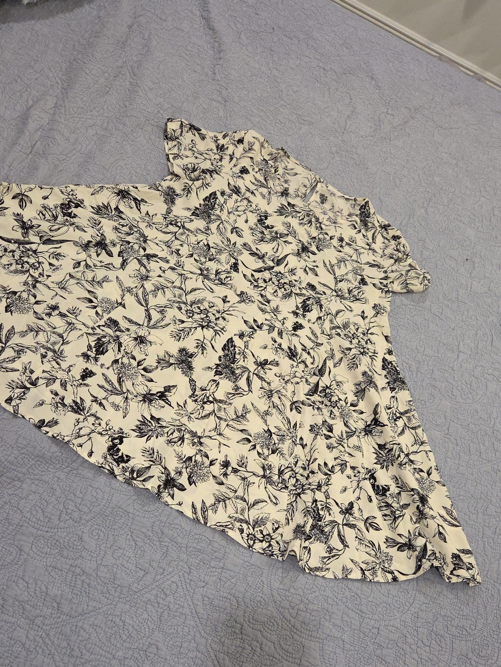 Lush White With Black Floral-Print Babydoll Mini Dress Size S!